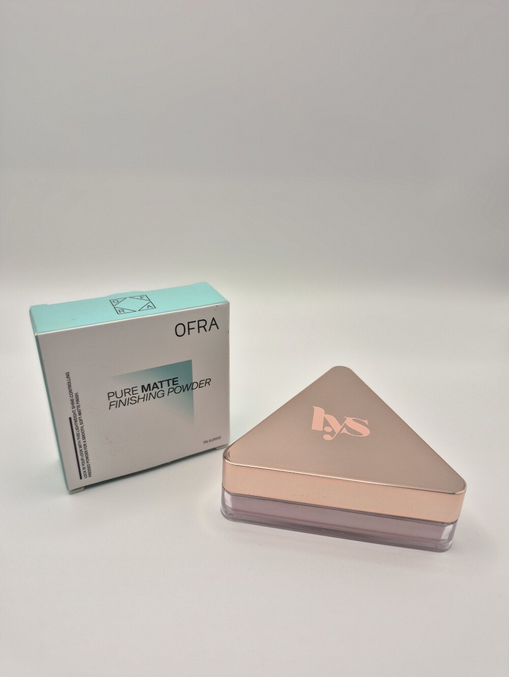 OFRA Pure Matte Finishing Powder Light + LYS Triple Fix Setting Powder Pink Bund
